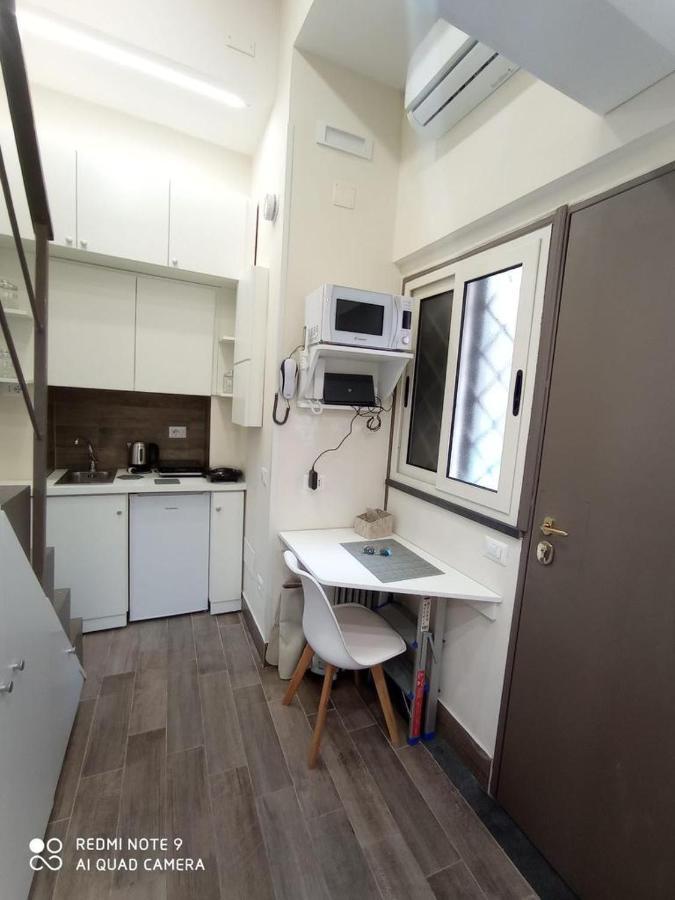 Apartament The Small House In Neapol Zewnętrze zdjęcie